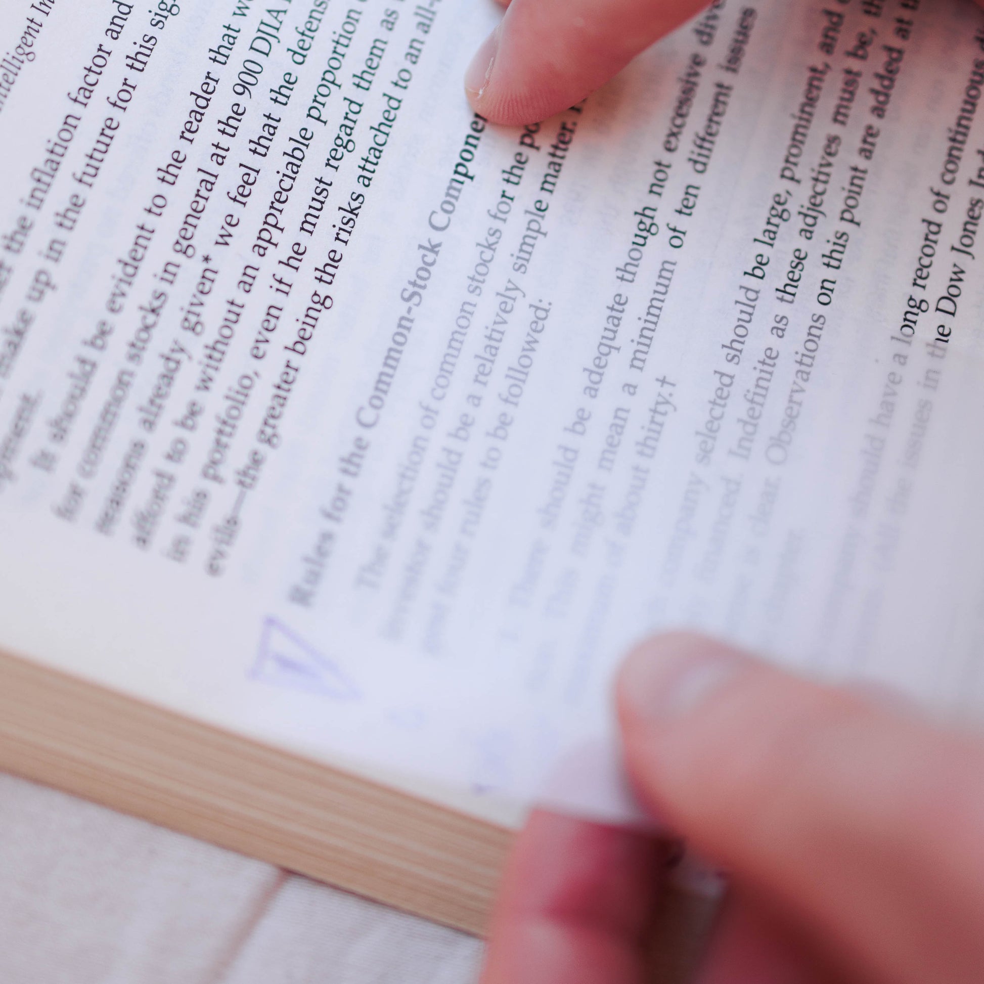 Transparent sticky notes for books – clear reusable sticky notes for annotating without covering text - clearness shown