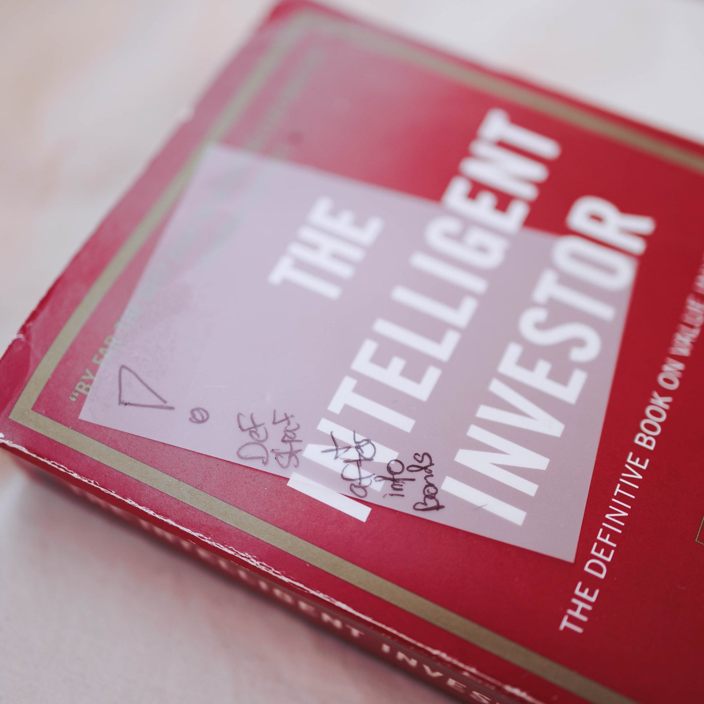 Transparent sticky notes for books – clear reusable sticky notes for annotating without covering text - written note